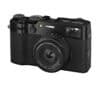 Fujifilm X100VI schwarz Kompaktkamera mit 23mm Objektiv.