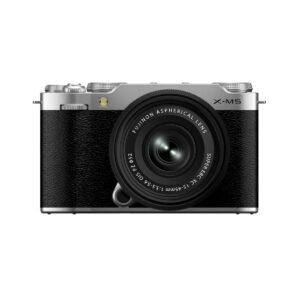 Fujifilm X-M5 + XC 15-45mm F3.5-5.6 OIS PZ silber